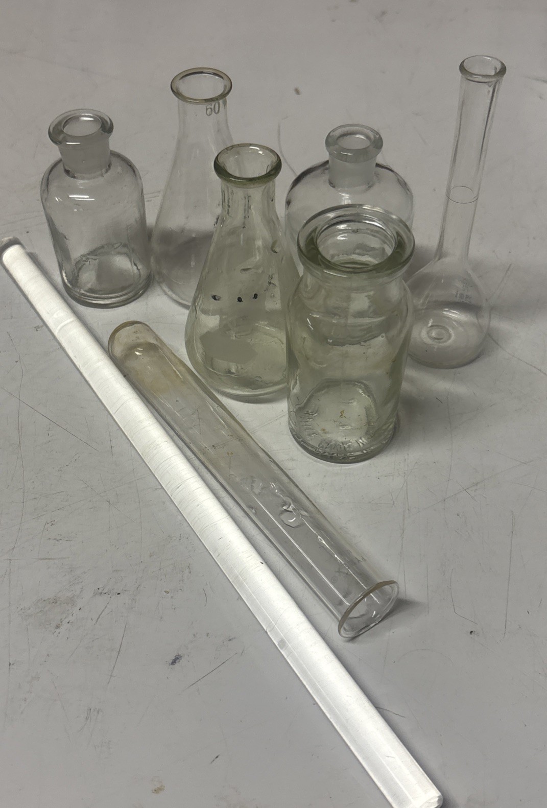 Pyrex & Kimex Glass Vacuum Flasks Beakers Tubes Lids Lab Chemistry Lot