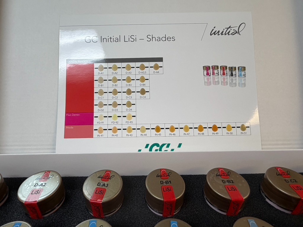 GC INITIAL LISI BASIC SET dental ceramic system 370g – SIX OPEN/UNTOUCHED