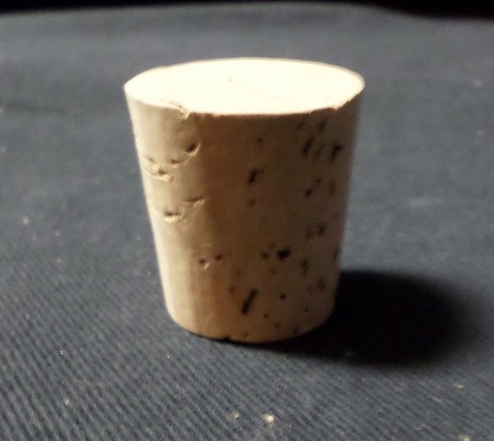 (40) Unbranded Laboratory #13 Cork Stopper 31mm H, 29mm Top, 25mm Bottom, 07781R