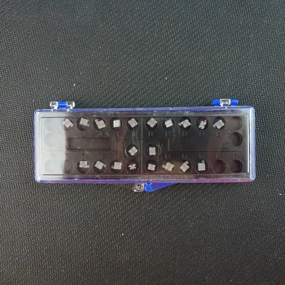 Orthodontic Self Ligating Brackets Ceramic Sapphire brace RothMBT 022”3/345Hook