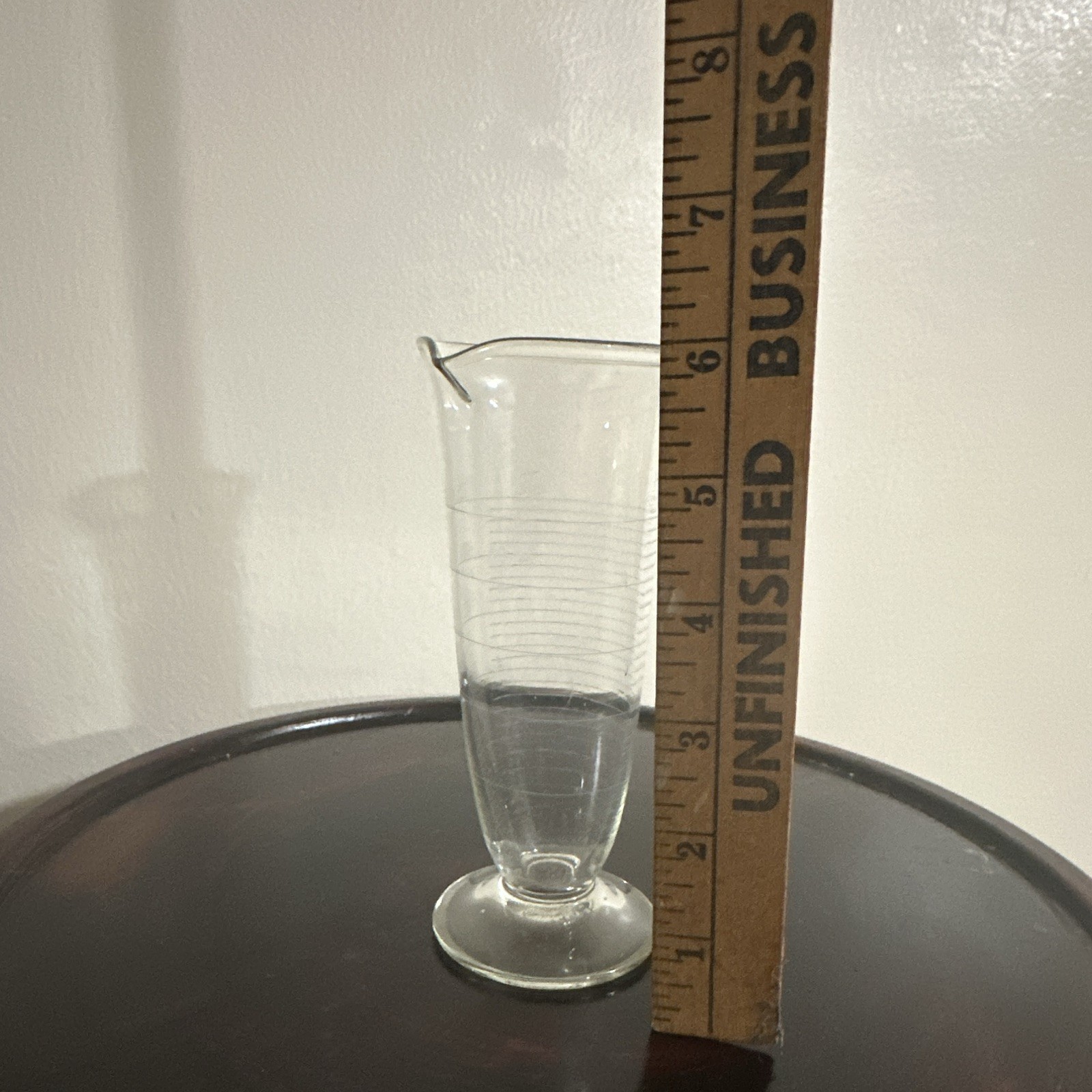 Glass Graduated Measuring Beaker 100 mL with Pour Spout, Physical Laboratory