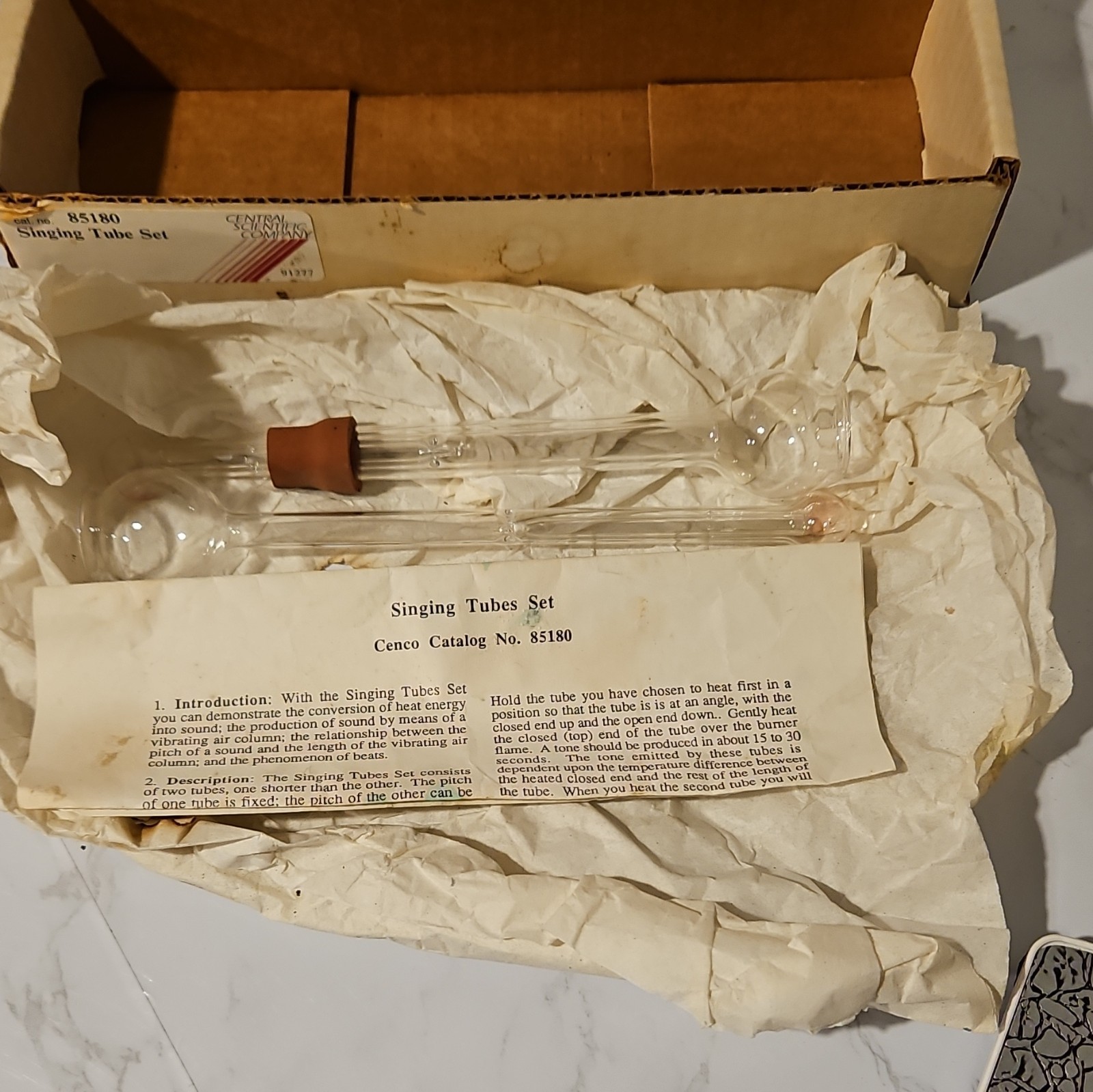 Cenco Singing Tubes Set 85180 Physical Laboratory Instruction Manual