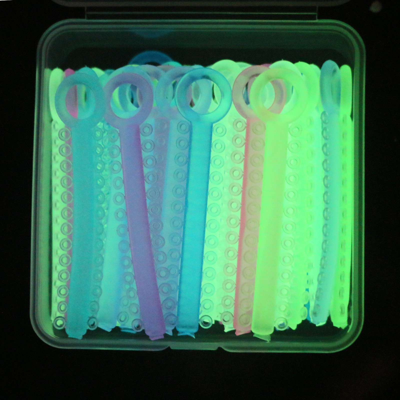 1040Pcs Dental Orthodontic Elastic Ligature Ties Glow-in-The-Dark Multi-Colored