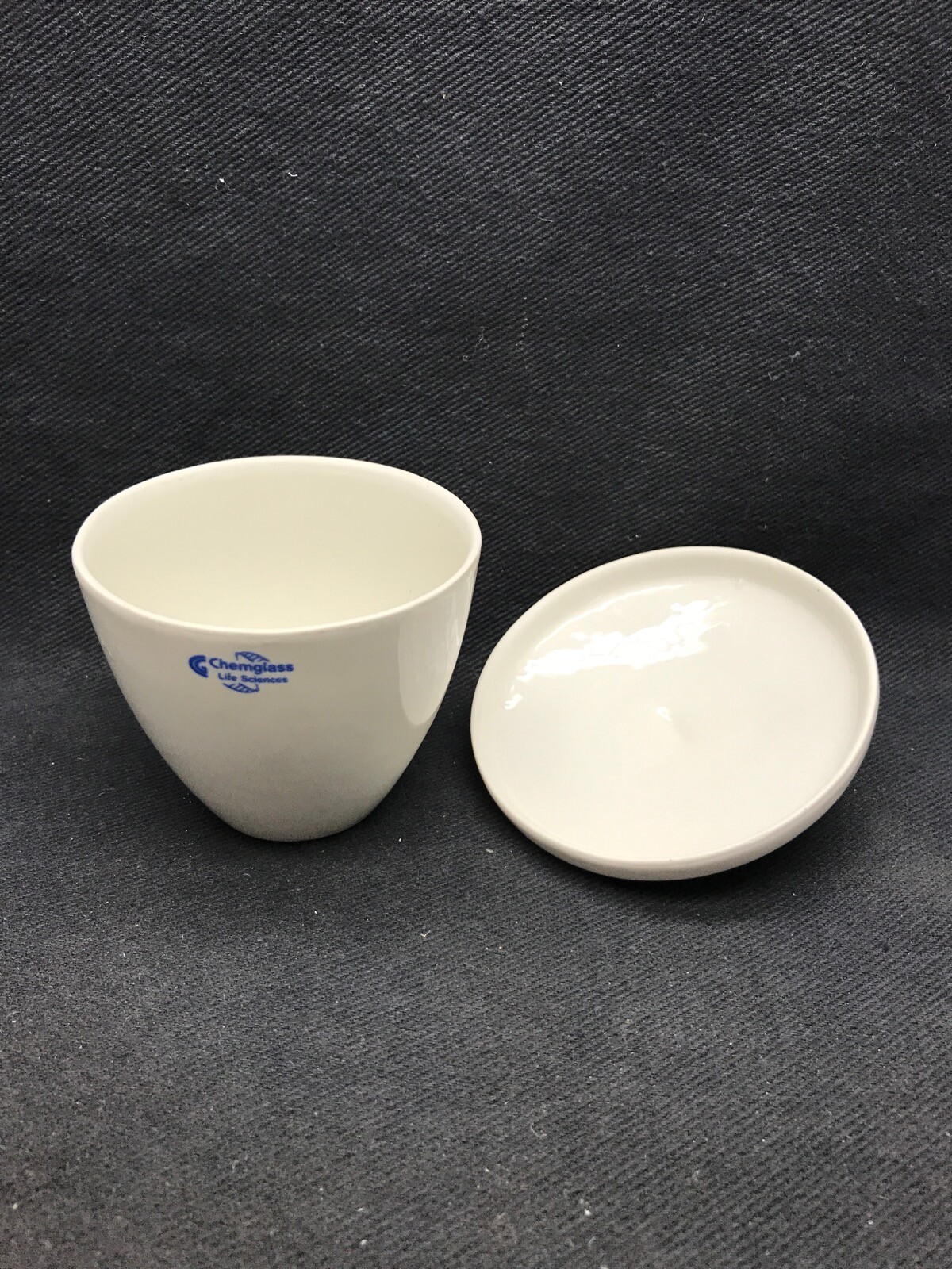 CHEMGLASS 100mL Tall Form Porcelain Crucible With Lid CG-1882-05