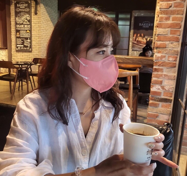 10 Pcs BOTN KF94 Protective Face Mask Adult Made in Korea KFDA Approved Pink Lg
