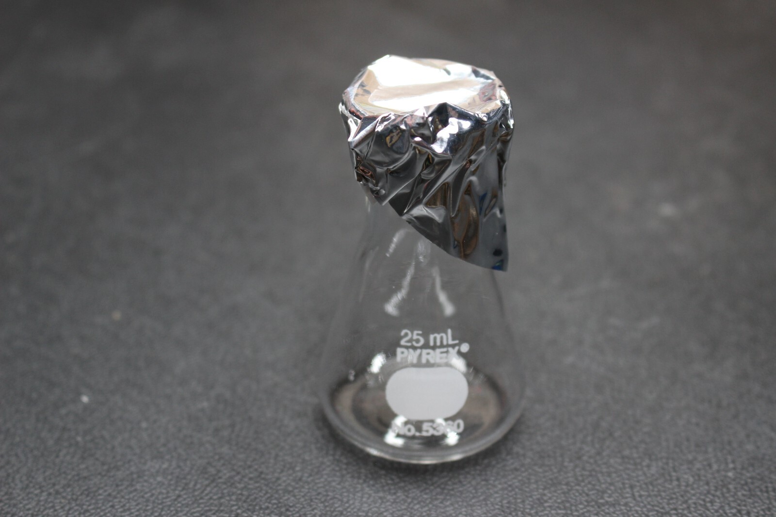 NEW Chemglass 25mL Pyrex Micro Filtering Flask with Hose Connection CG-8522-25