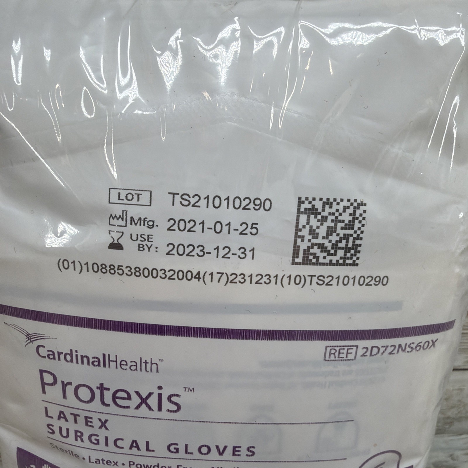 Protexis Latex Surgical Gloves *13 Pair* Cardinal Health, Size: 6 *See Date*