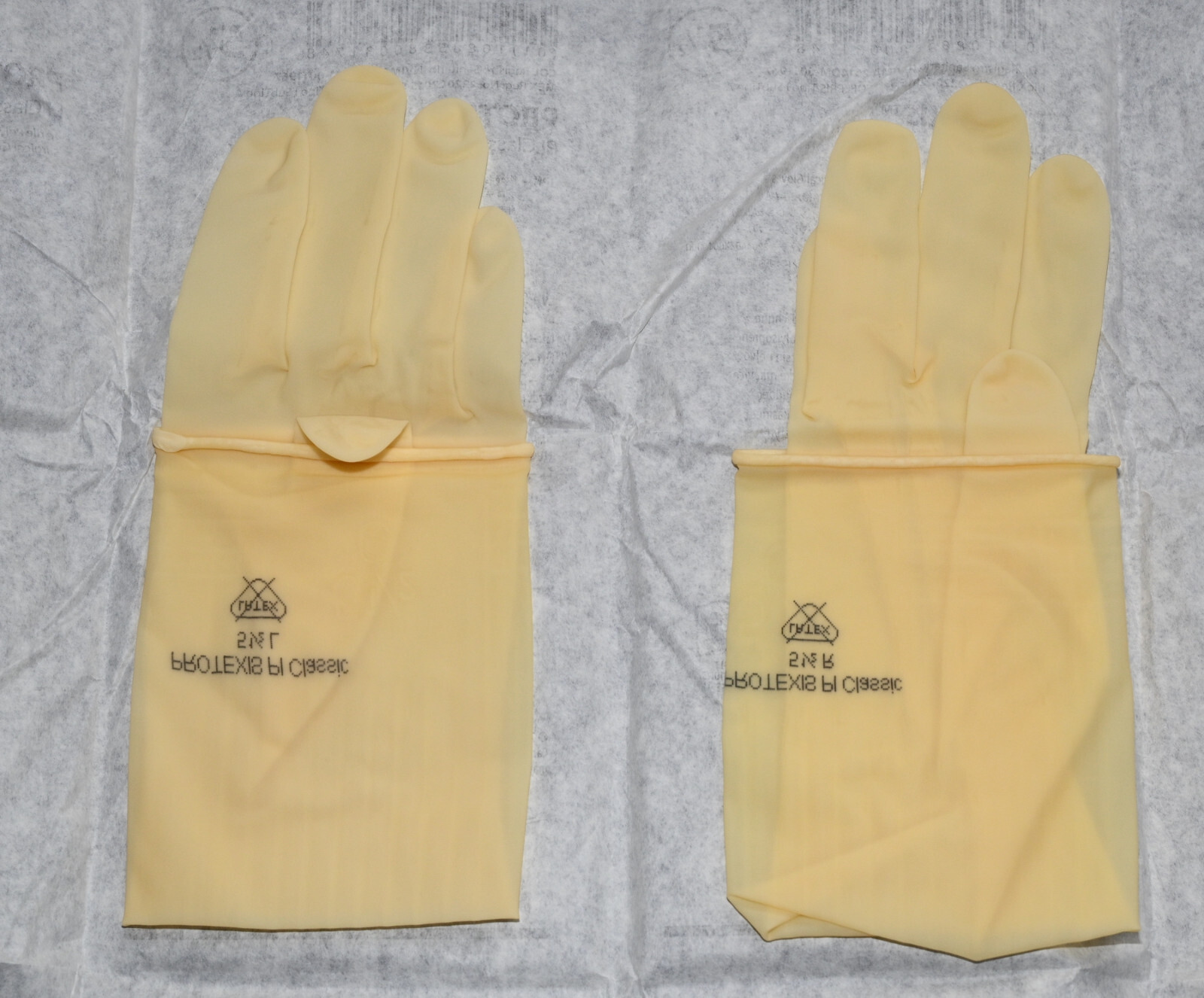 50 Pair Protexis PI Micro Surgical Sz 5.5 Gloves 2D72PL55X 5-1/2 Cardinal Health