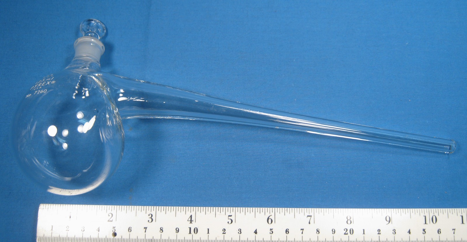 PYREX 125 ML RETORT FREE SHIPPING