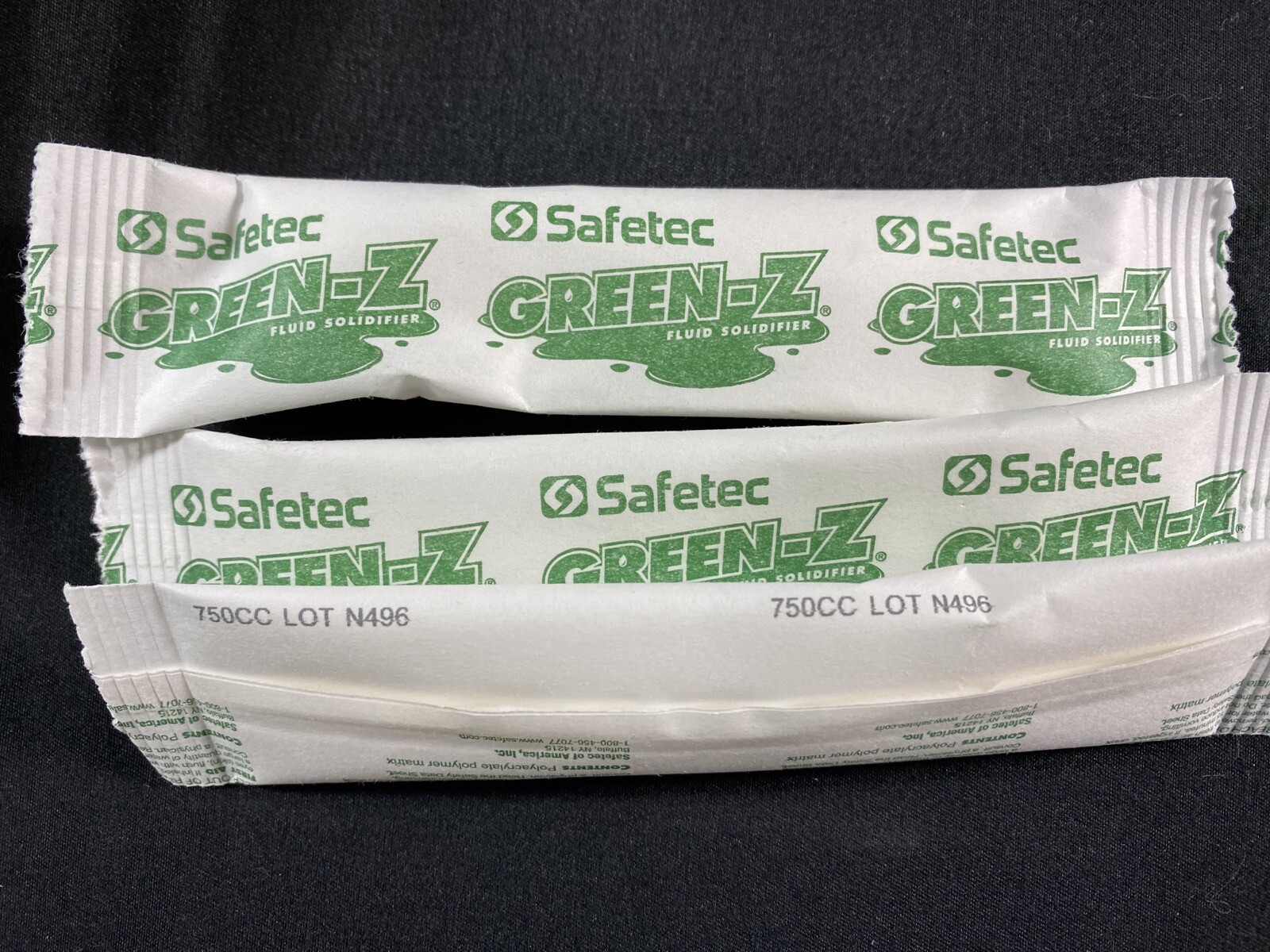 SAFETEC Green-Z Fluid Solidifier Absorbant Powder .8oz/22g Packet 42008 (40/bag)