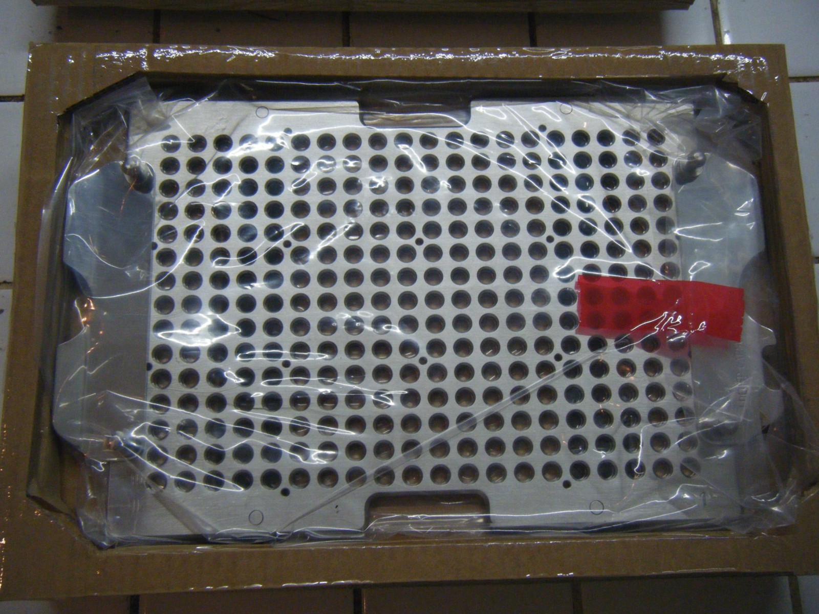 Stainless Steel Capsule Holding Tray for Physical Laboratory Size 1
