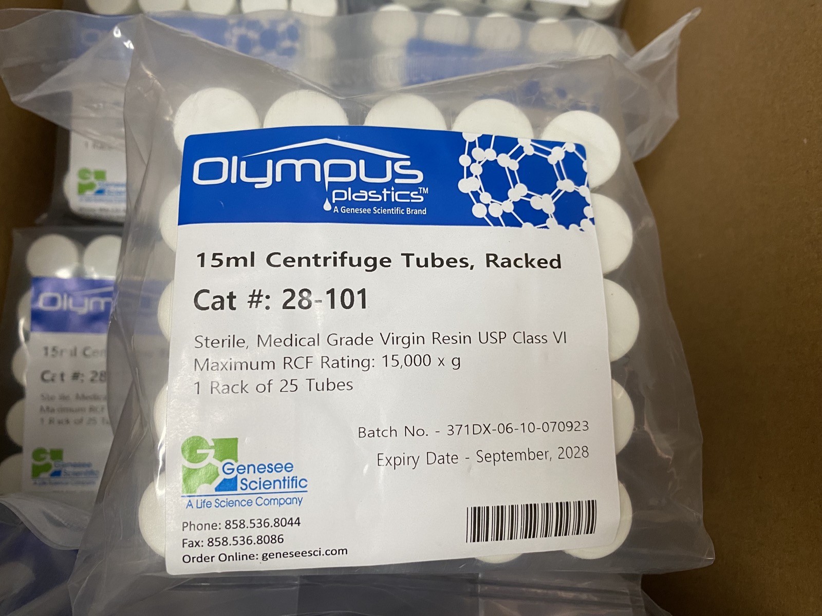OLYMPUS Genesee 15mL Conical Sterile PP Racked Centrifuge Tubes #28-101 (325/Cs)