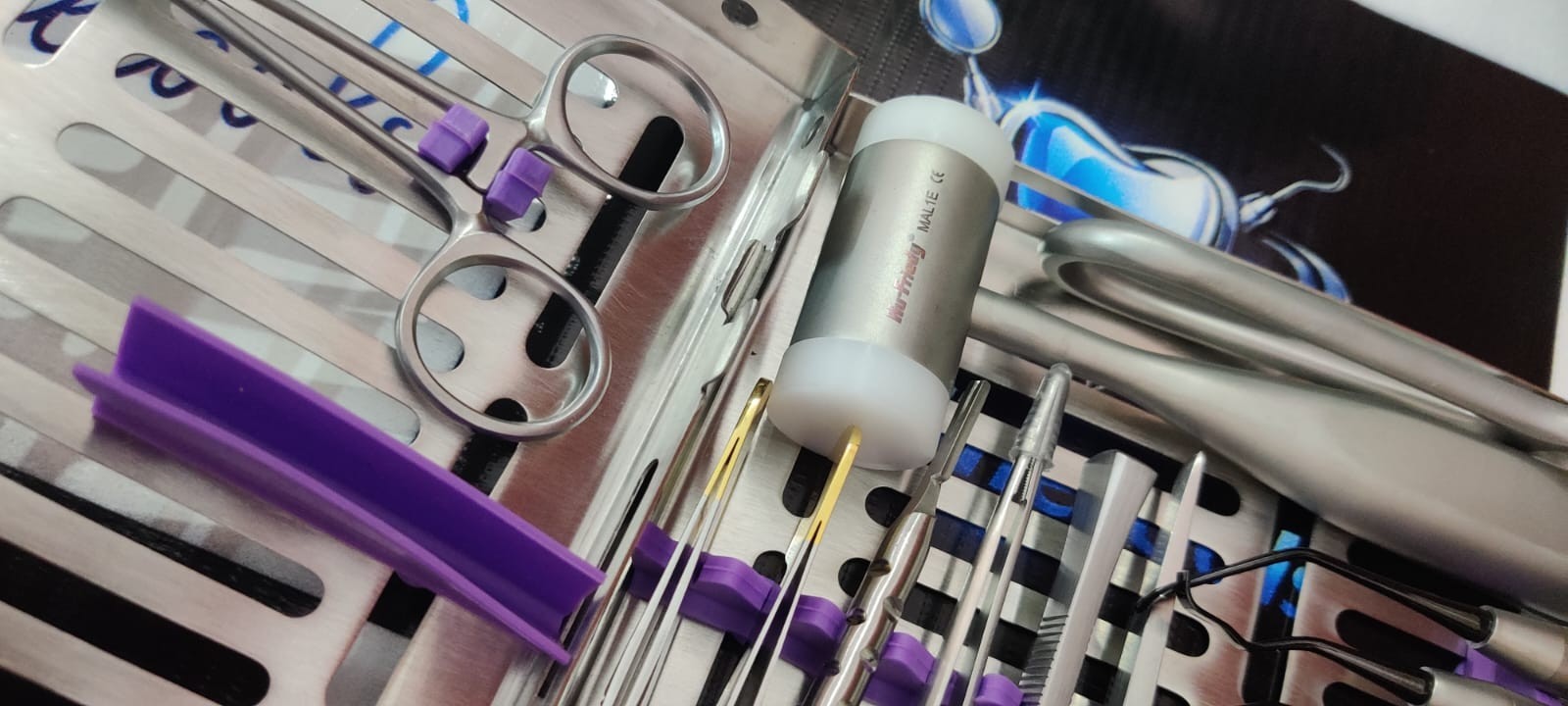 Hu-Friedy Buser Implant and Membrane Surgery Kit of 23 pieces with Cassette