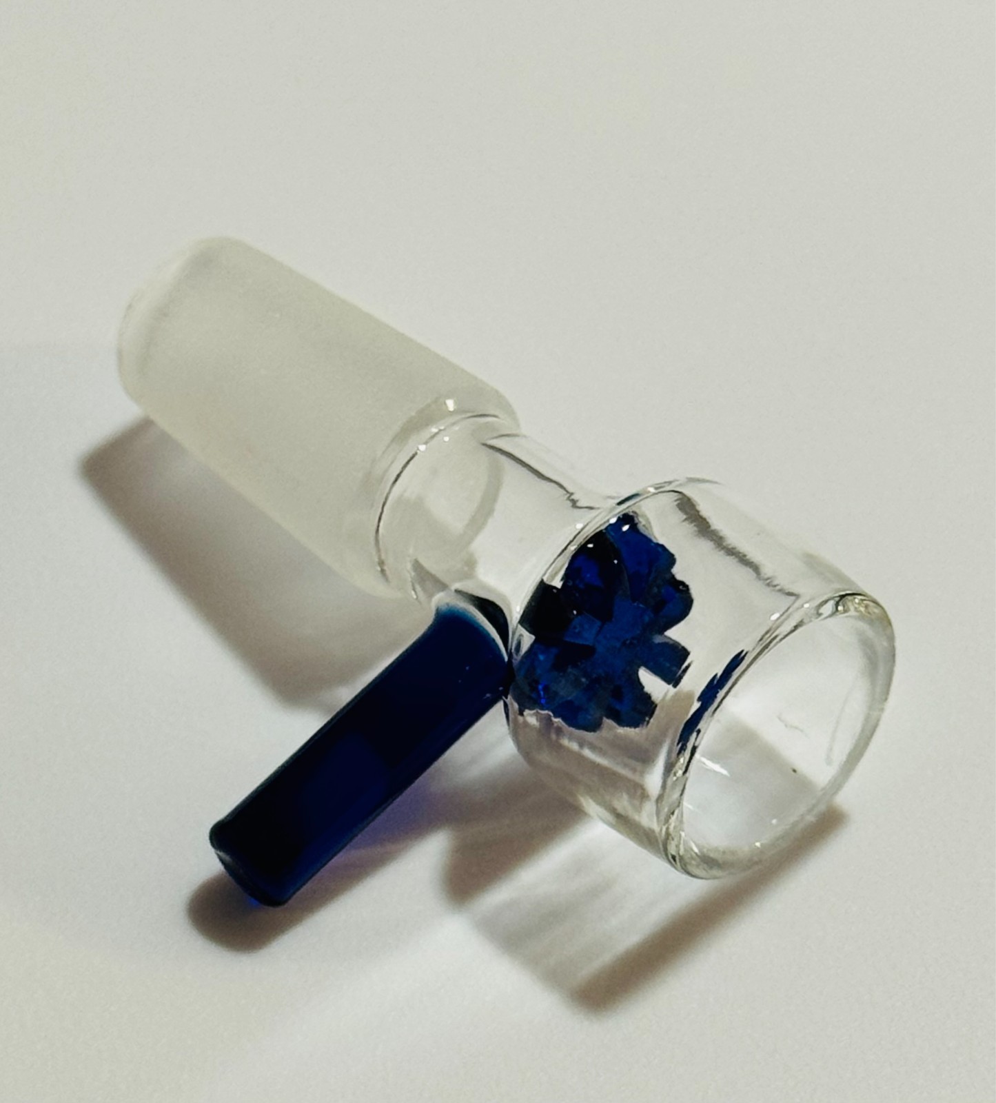 Glass Slide Bowl 14mm or 18mm – Blue or Green Snowflake Screen – 1 Unit