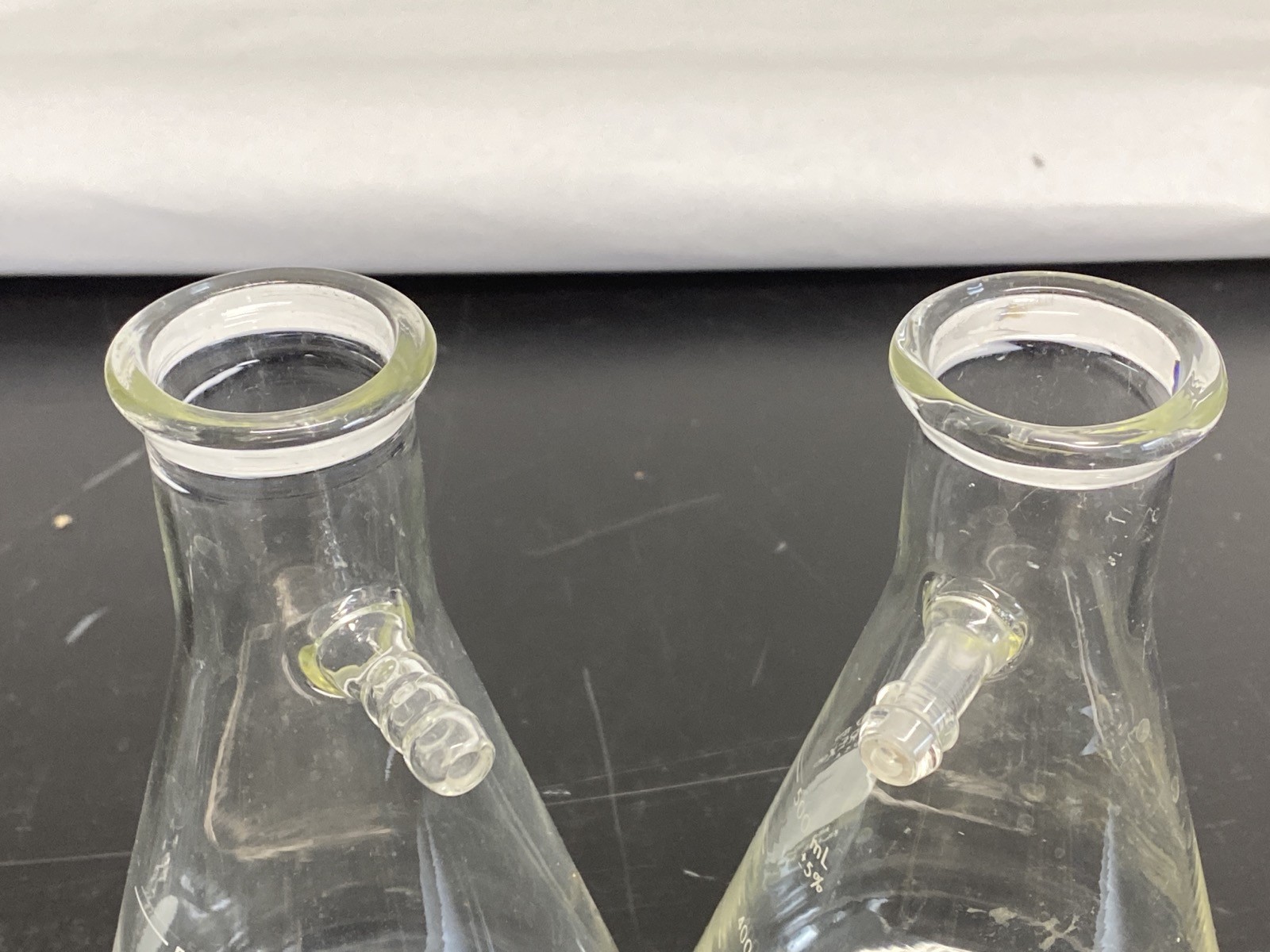 (4) PYREX Glass 500mL Graduated Heavy Wall Filtering Flask 11mm Sidearm 5340-500