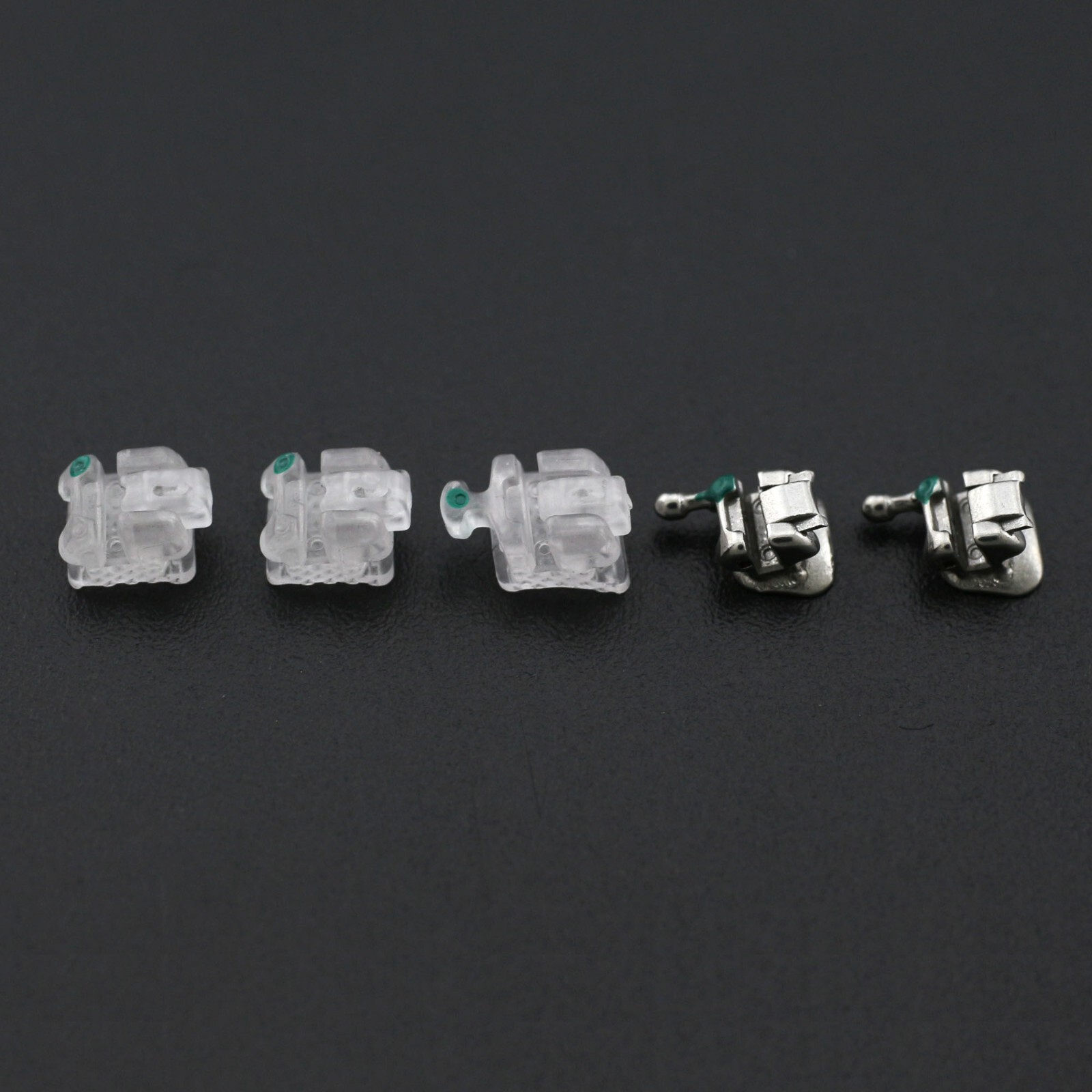 Dental Orthodontic Self Ligating Ceramic Brackets Roth MBT 022 345 Hooks 5-5