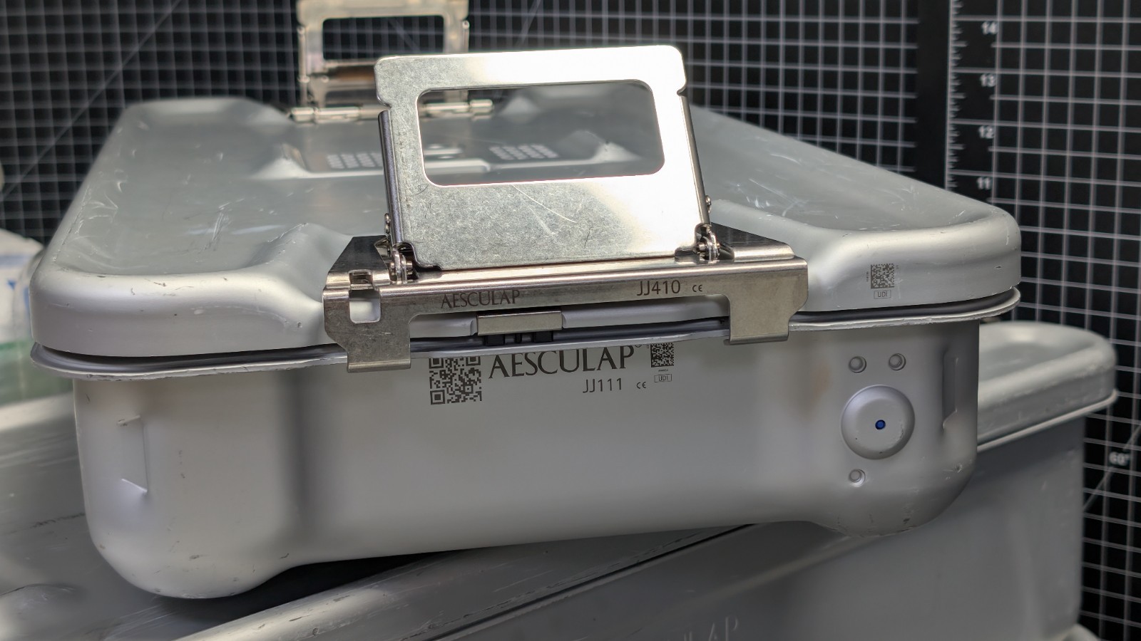 AESCULAP Aicon JJ111 Sterilization Container w/ Enhanced Drying System EDS