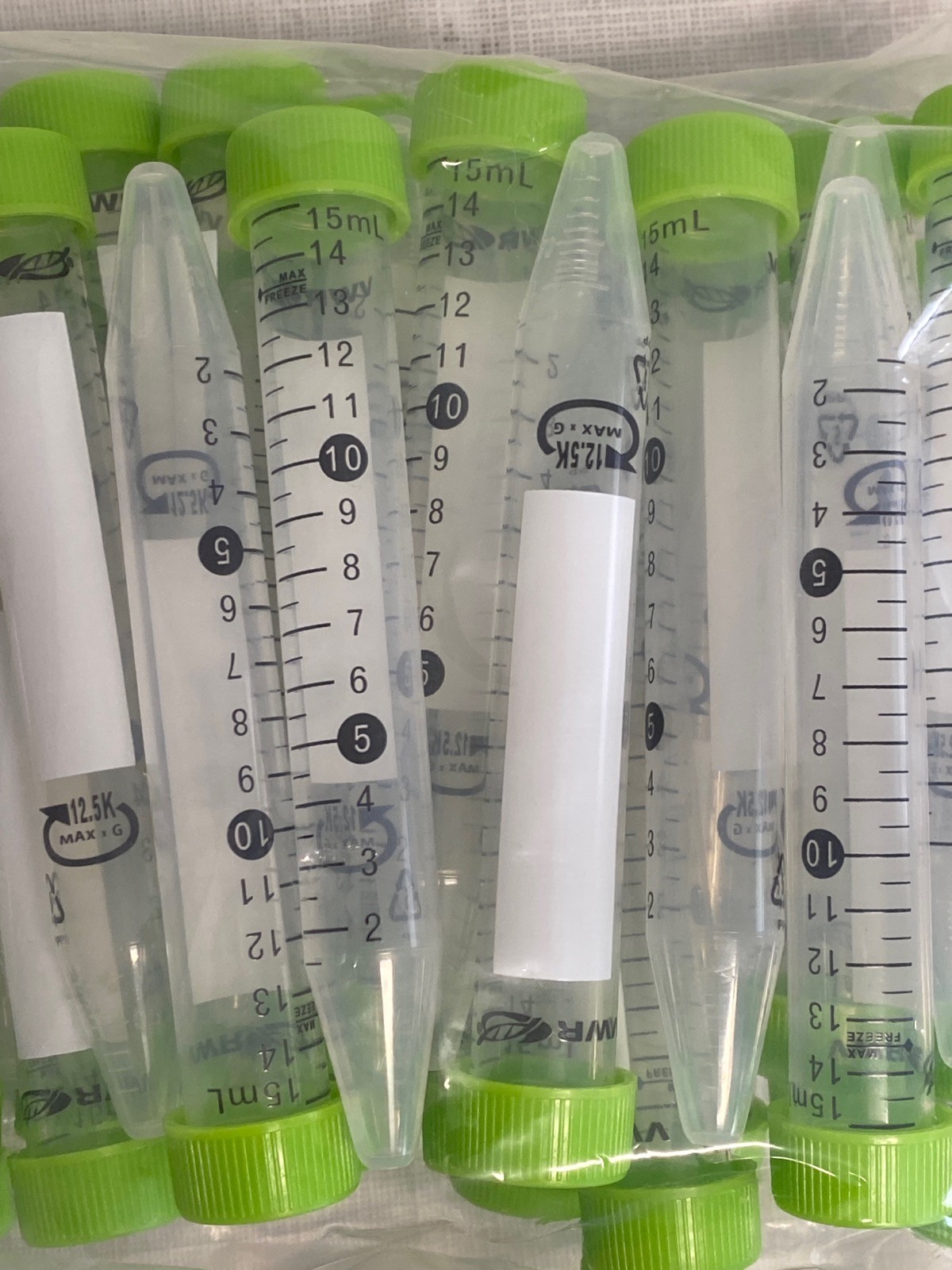 (150) VWR 15mL PP Graduated High Performance Centrifuge Tubes w/Caps 89039-664