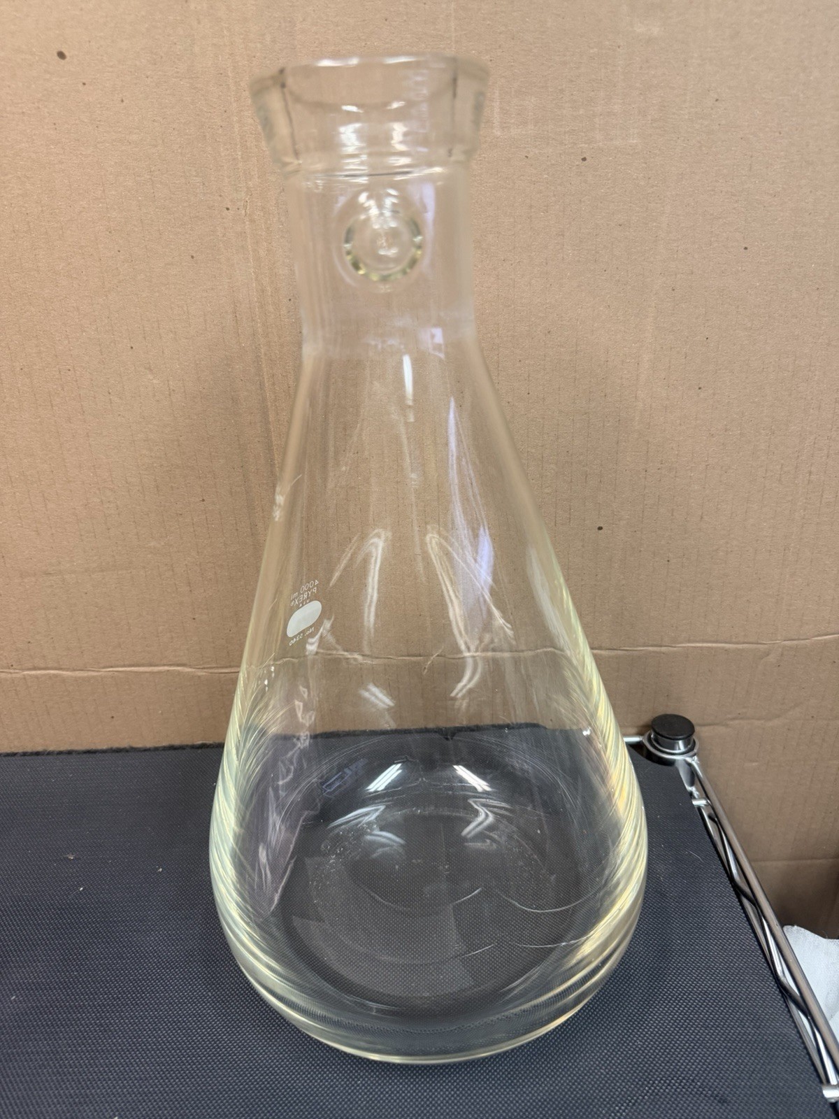 Pyrex No. 5340 4000mL 4L Heavy Duty Vacuum Filtering Flask Side Arm Lab Glass