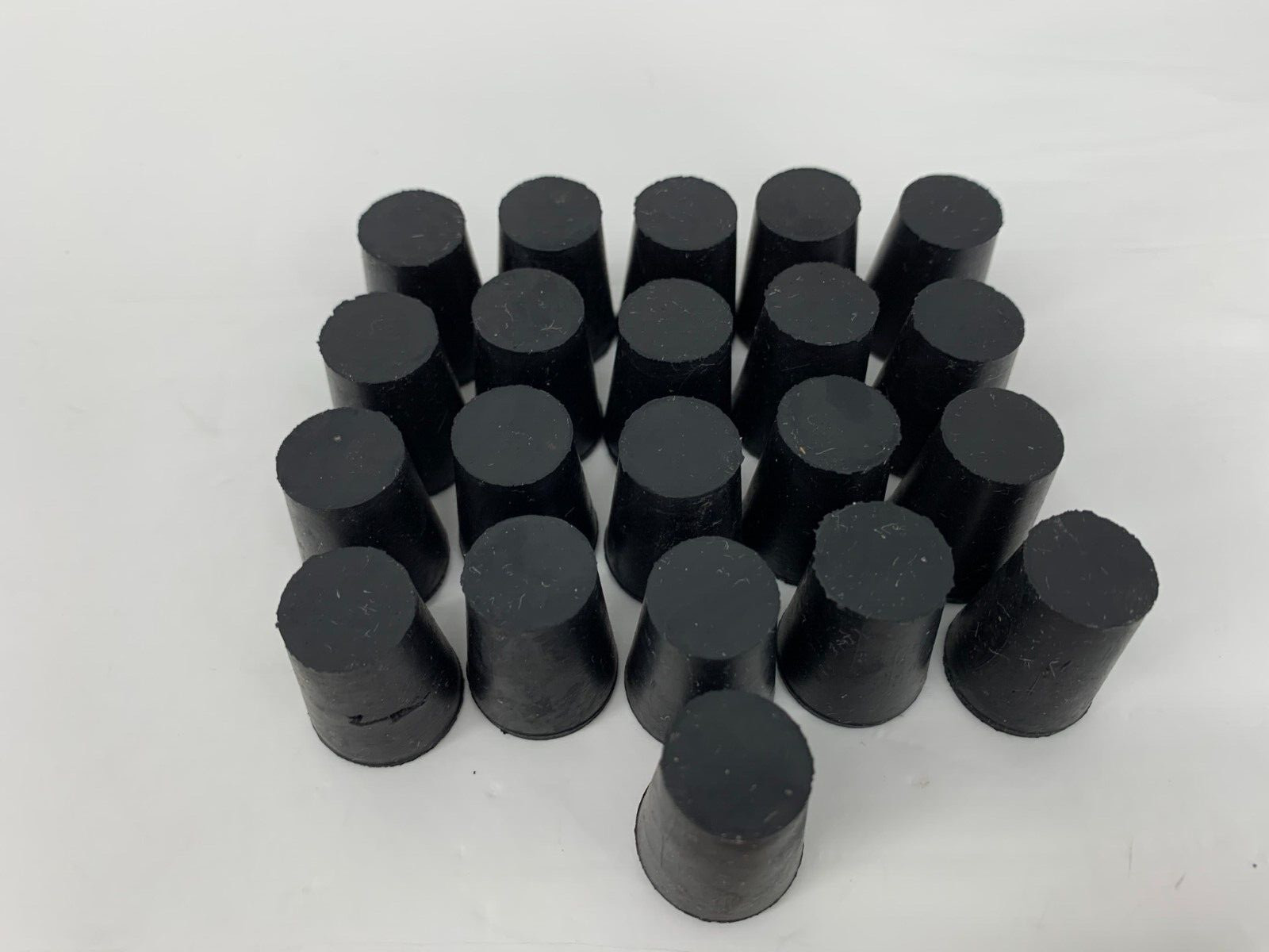 Size 1 Black Rubber Stoppers Solid Natural Rubber Top .75″ Bottom .56″ Lot of 21