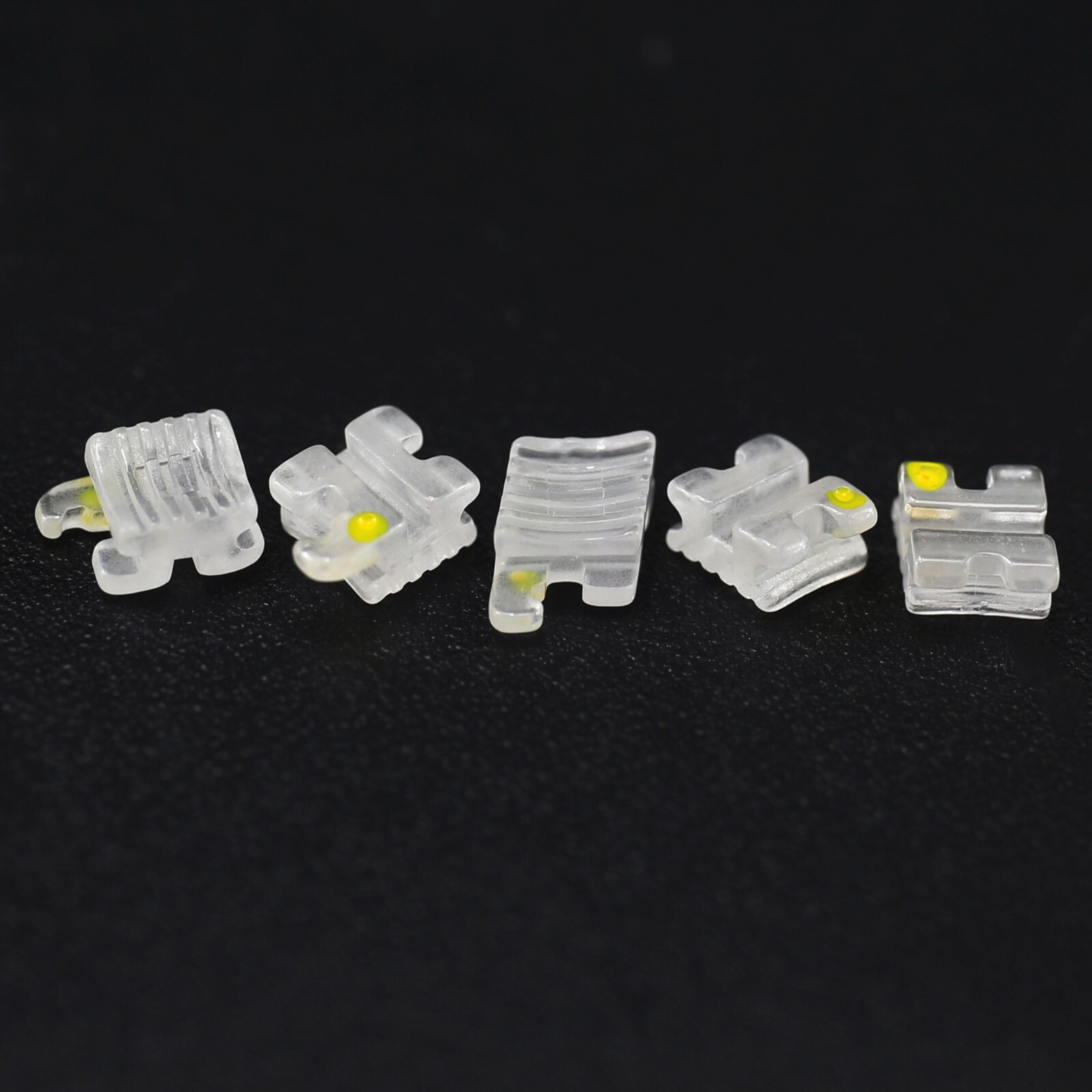 Dental Orthodontic Ceramic Brackets Self Ligating Braces Clear Sapphire Roth MBT
