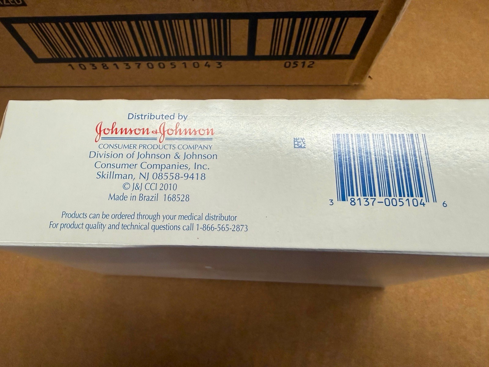 1 Box/12 Rolls Johnson & Johnson ZONAS Porous Tape 1 in x 10 yds 5104