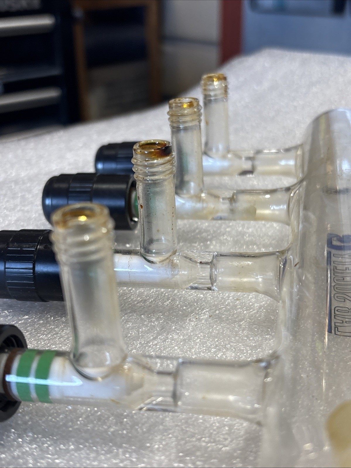 Lab Society Glass Valve PTFE Manifold 4-way GL-14 & GL-18 Laboratory Chemglass