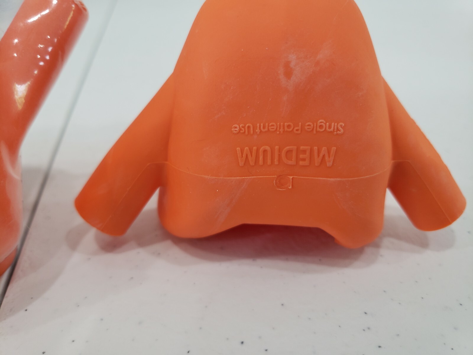 New Accutron ClearView™ Single-Use Nasal Mask Adult Orange LOT OF 3
