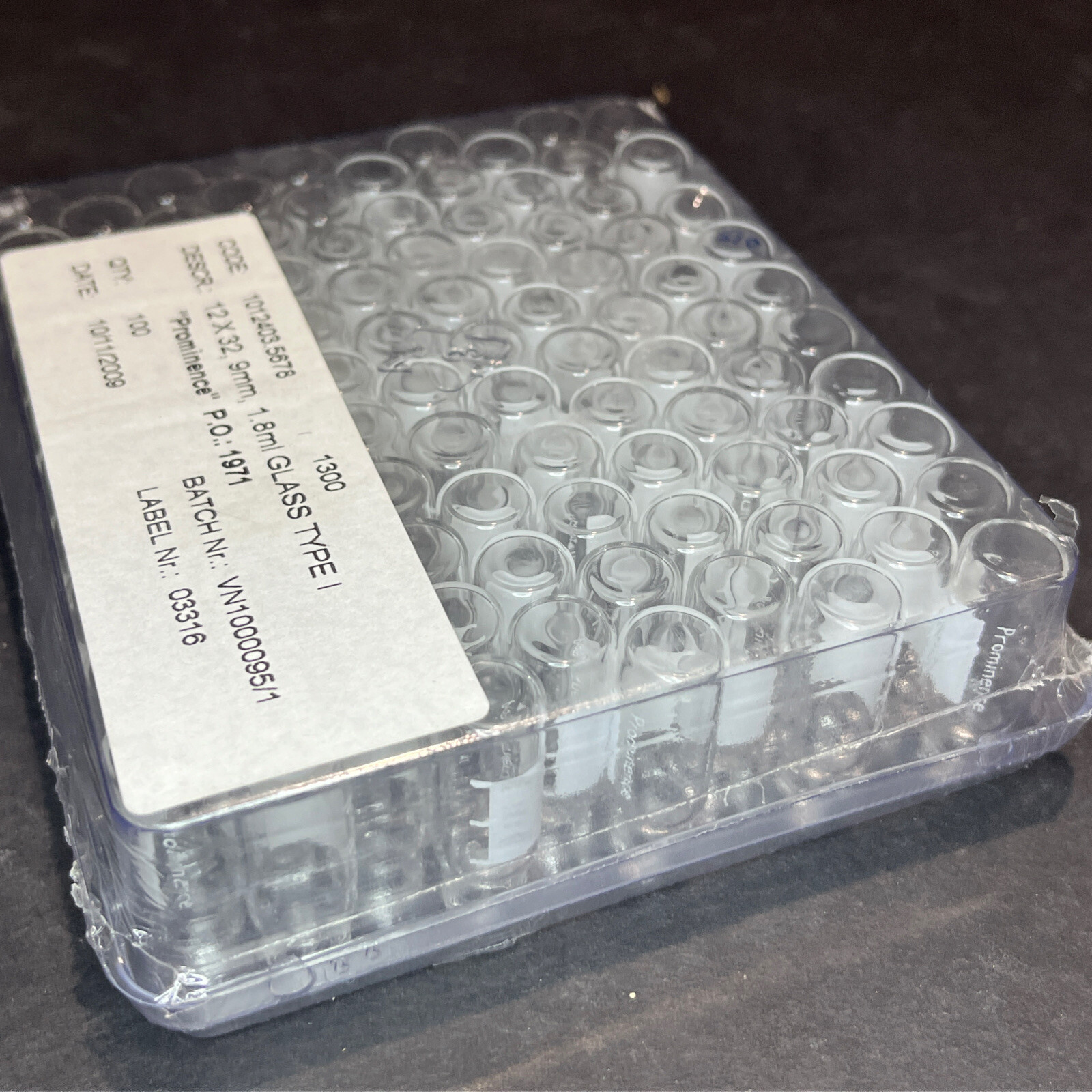 VWR Clear Glass Vial 1.8 ml 9 mm Screw Neck 12 x 32 mm Total of 100 Vials