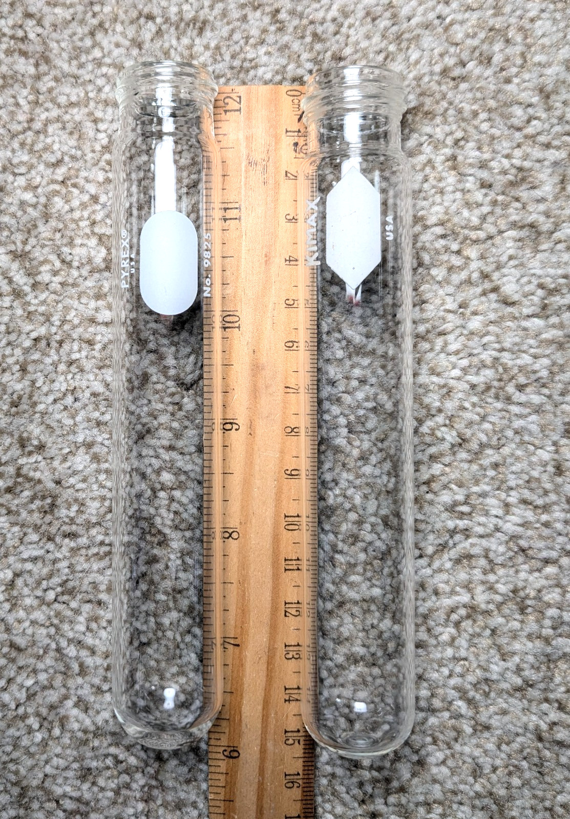 PYREX/ KIMAX 9825 25x150mm CULTURE TUBE 40 Pieces, With Lids, see description