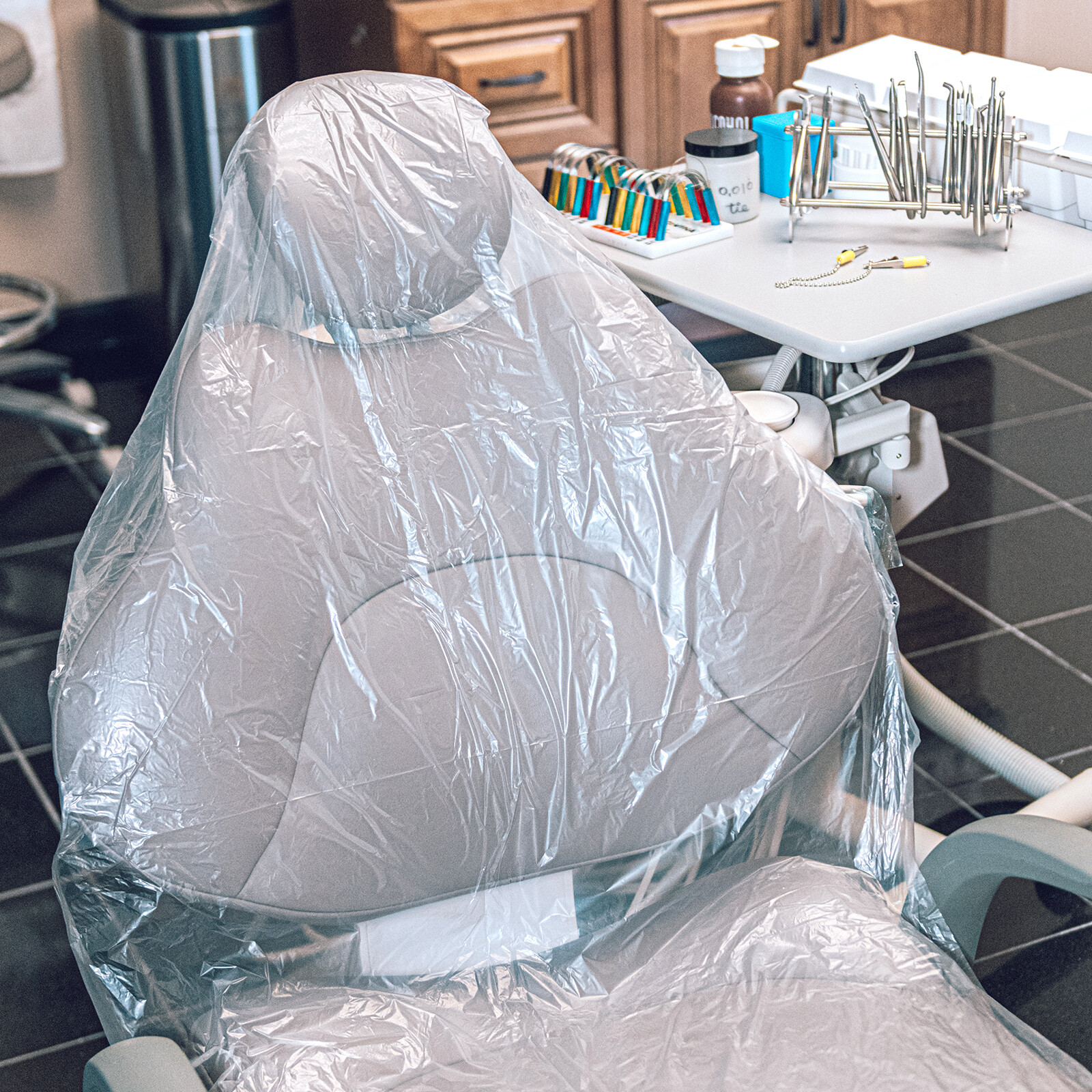 675Pcs/3Boxes JMU Dental Half Chair Sleeves PE Cover Clear Medium 27.5″ x 24″