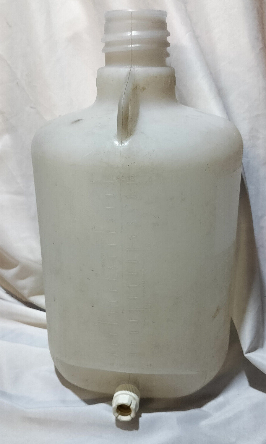 5 Gallon/20 Liter Nalgene LDPE Carboy w Handles, Lid, Spout, and cap