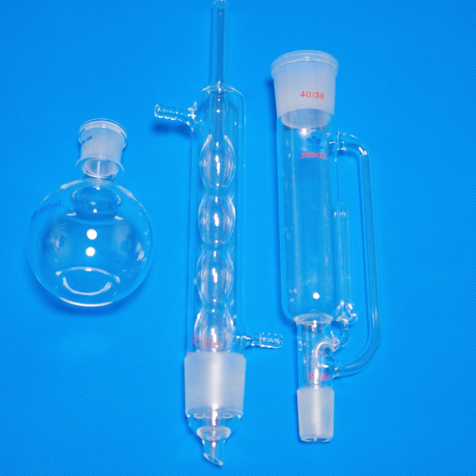 1 set of lab glass soxhlet extractor kit 1000 ml, 500 ml, 250 ml, 150 ml