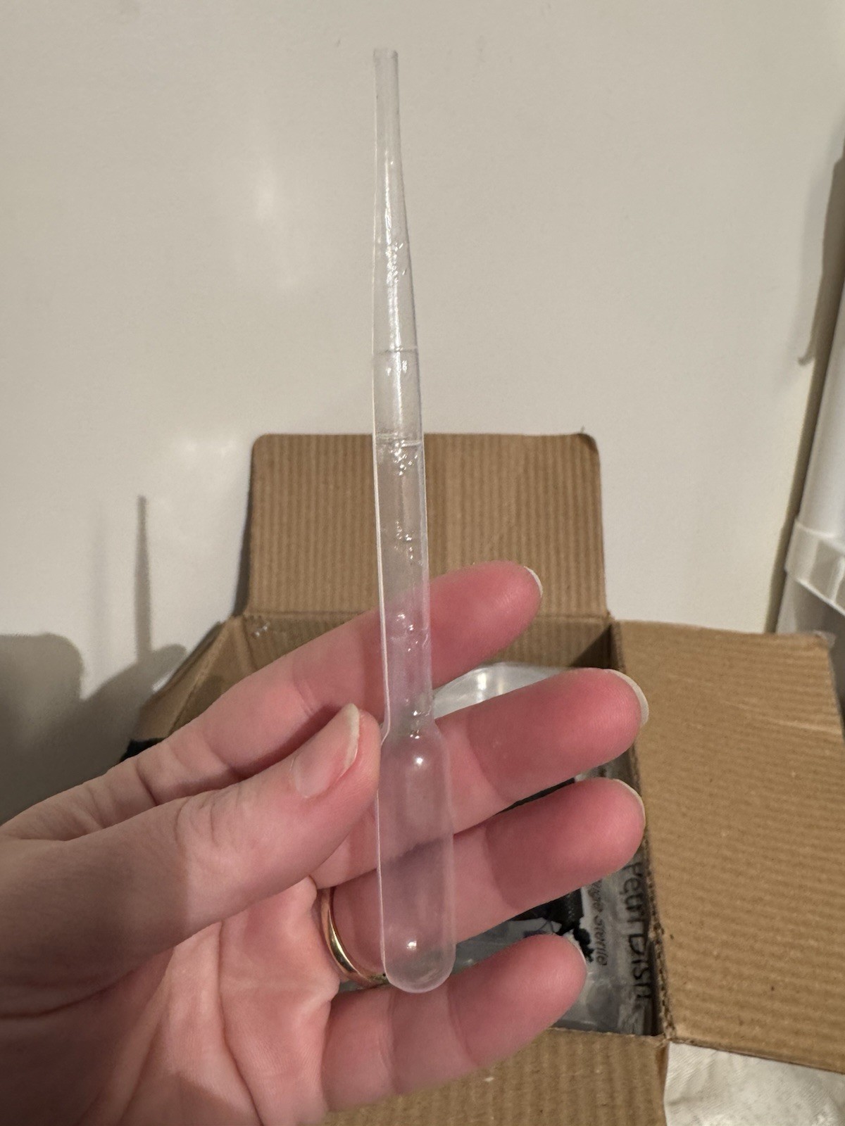 60 Count 90mm X 15mm Petri Dishes With Lid -Plastic W/ Droppers Labs, Schools