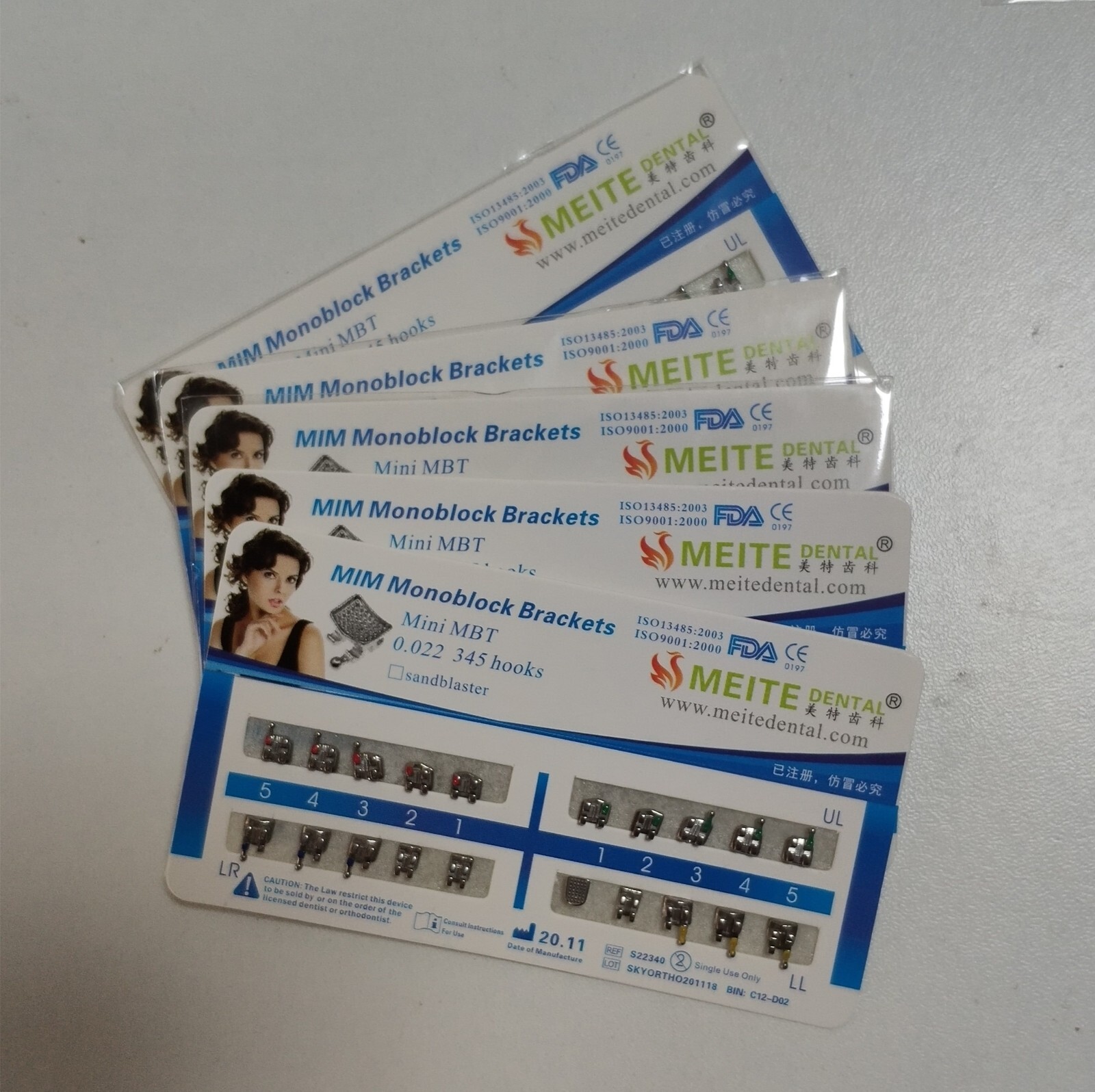 100 Sets Dental Orthodontics MIM Monoblock Metal Brackets Mini MBT 022 345 hooks