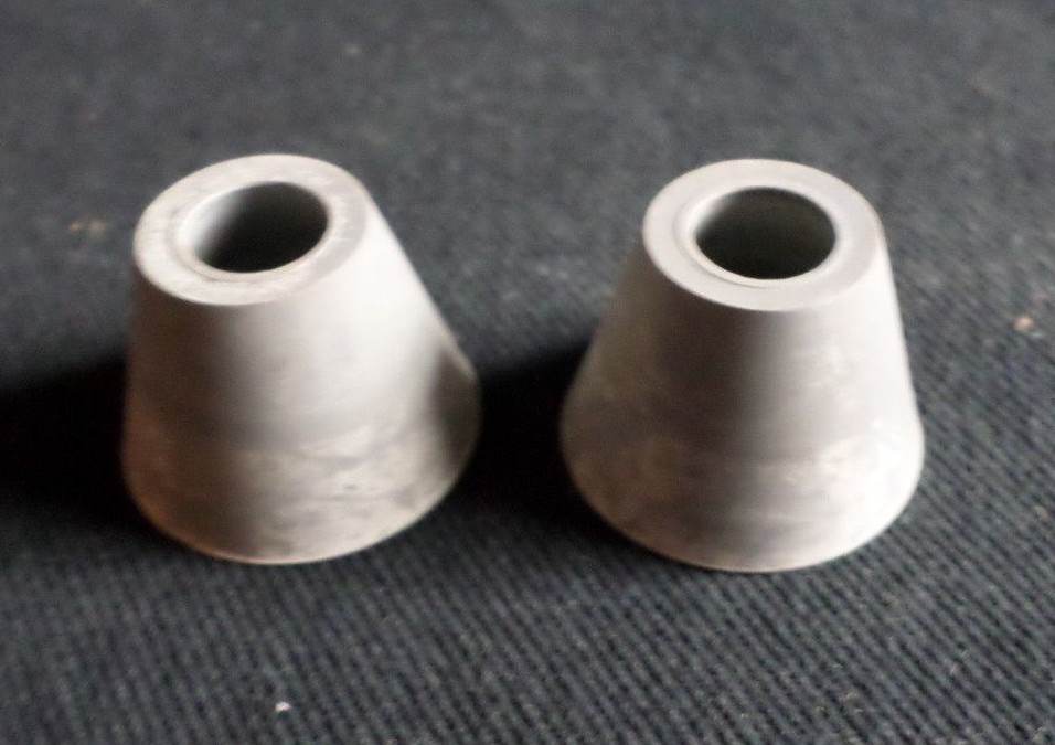 (2) Unbranded #2 Neoprene Rubber Pluro Stopper for Funnels, 27 x 16mm, 12014