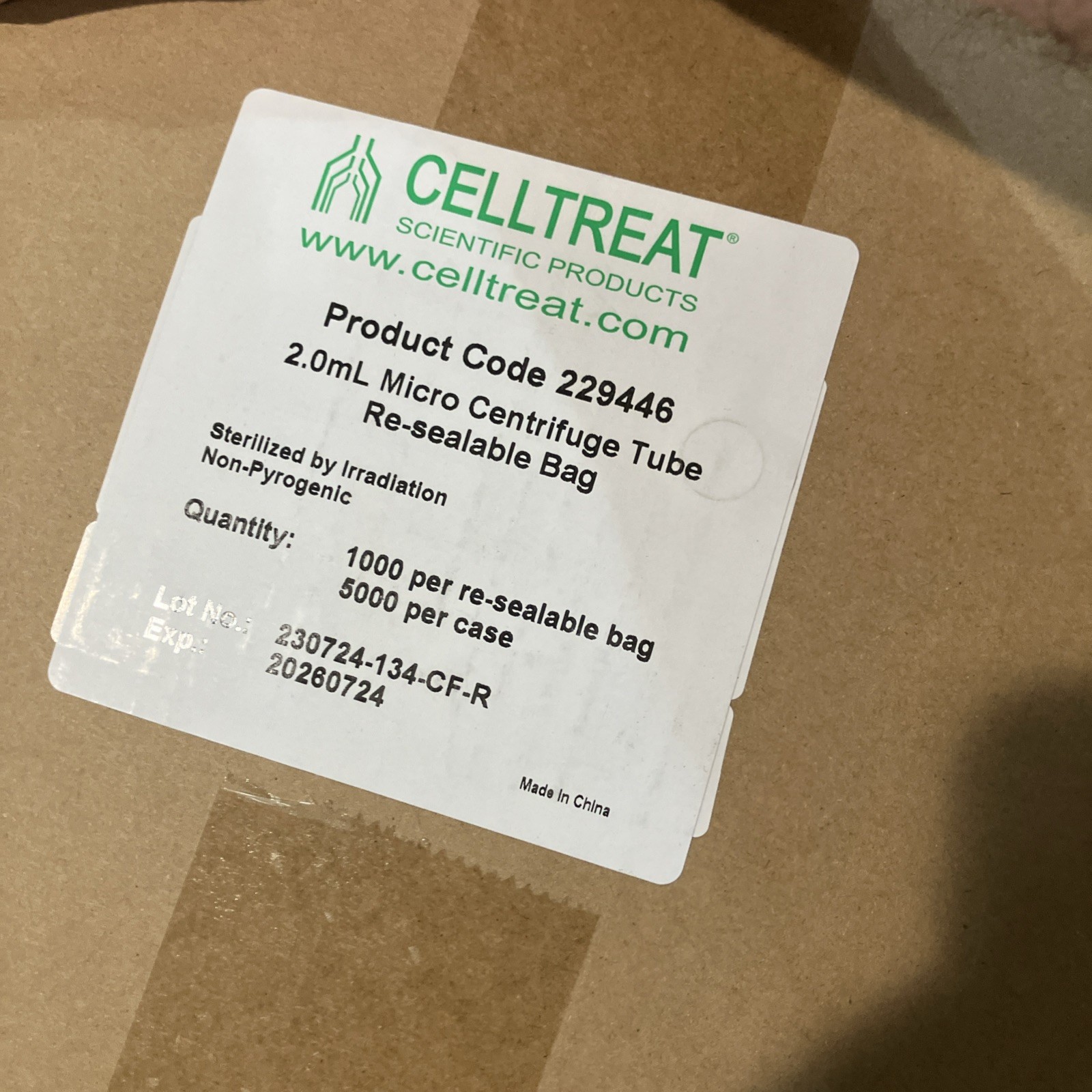 NEW CELLTREAT 229446 2.0 Micro Centrifuge Tube 1CS/5000. SHORT DATED Exp. 07/26.
