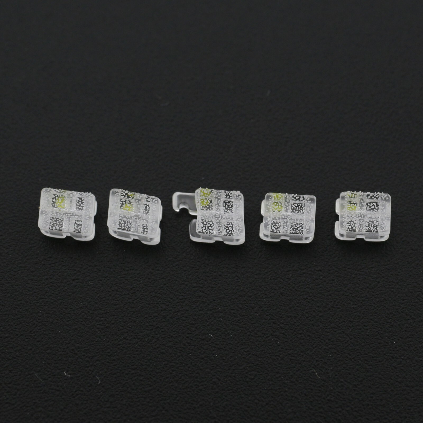Orthodontic Sapphire Bracket Monocrystalline Aesthetic Brace Roth 022 3w/h Upper