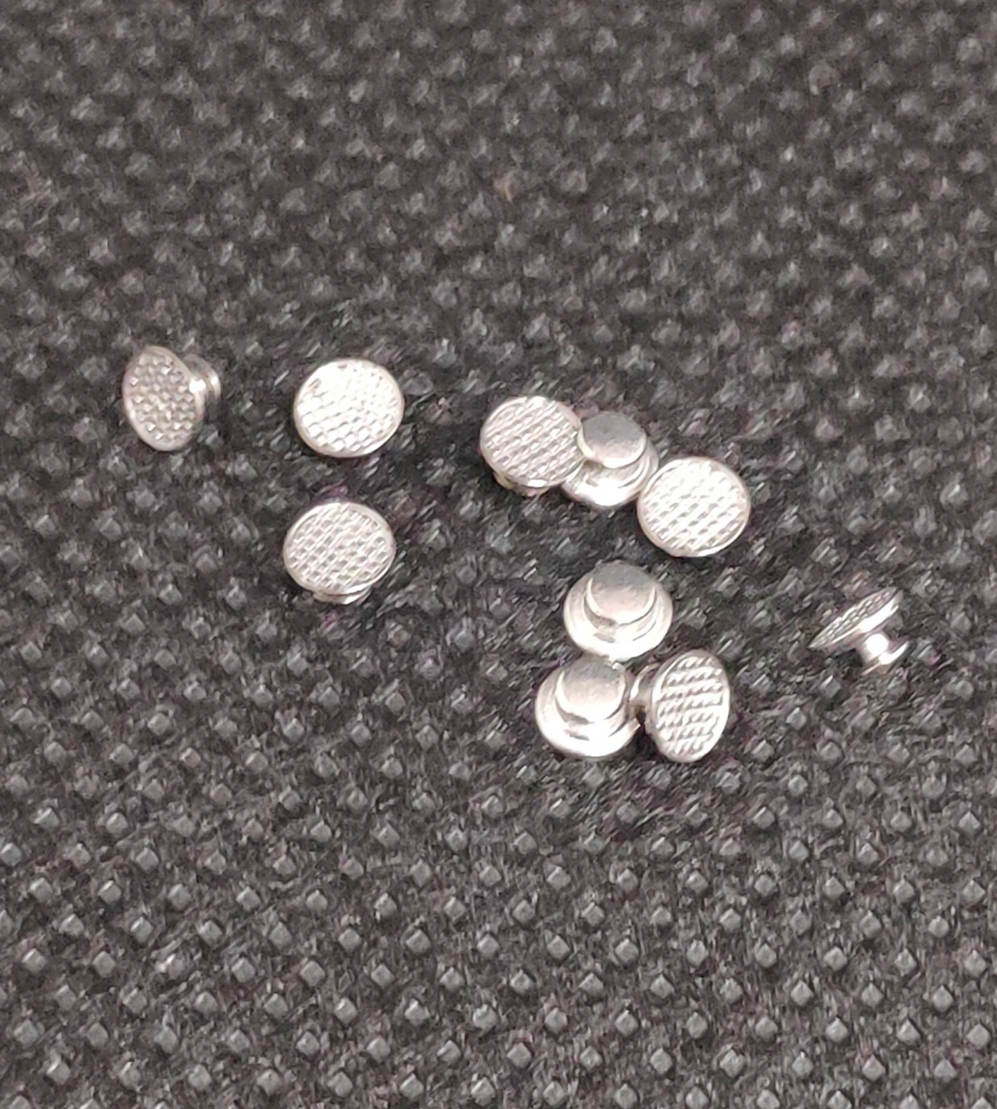 100 Pieces Dental Orthodontic Lingual Buttons Round Mesh Base Orthodontic