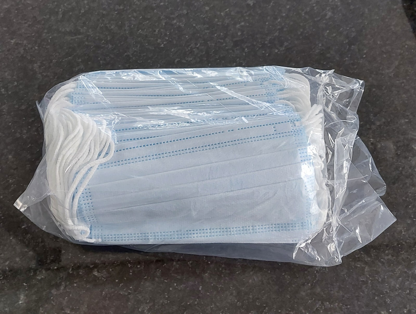 Disposable 3-layer masks (50 pcs)