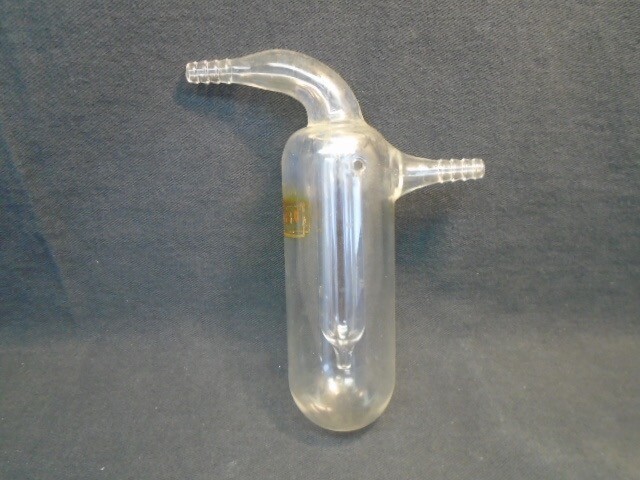 Laboratory Glass One-Piece Vacuum Trap w/ 10mm OD Hose 3.7mm Vent 7” OAH