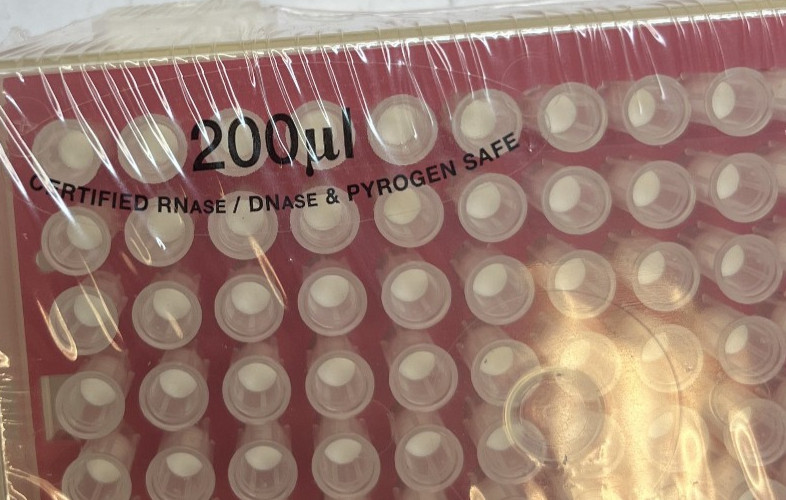 Axygen TF-200-L-R-S Filter Pipette Tips 1-200 µL Sterile Racked 10 Racks