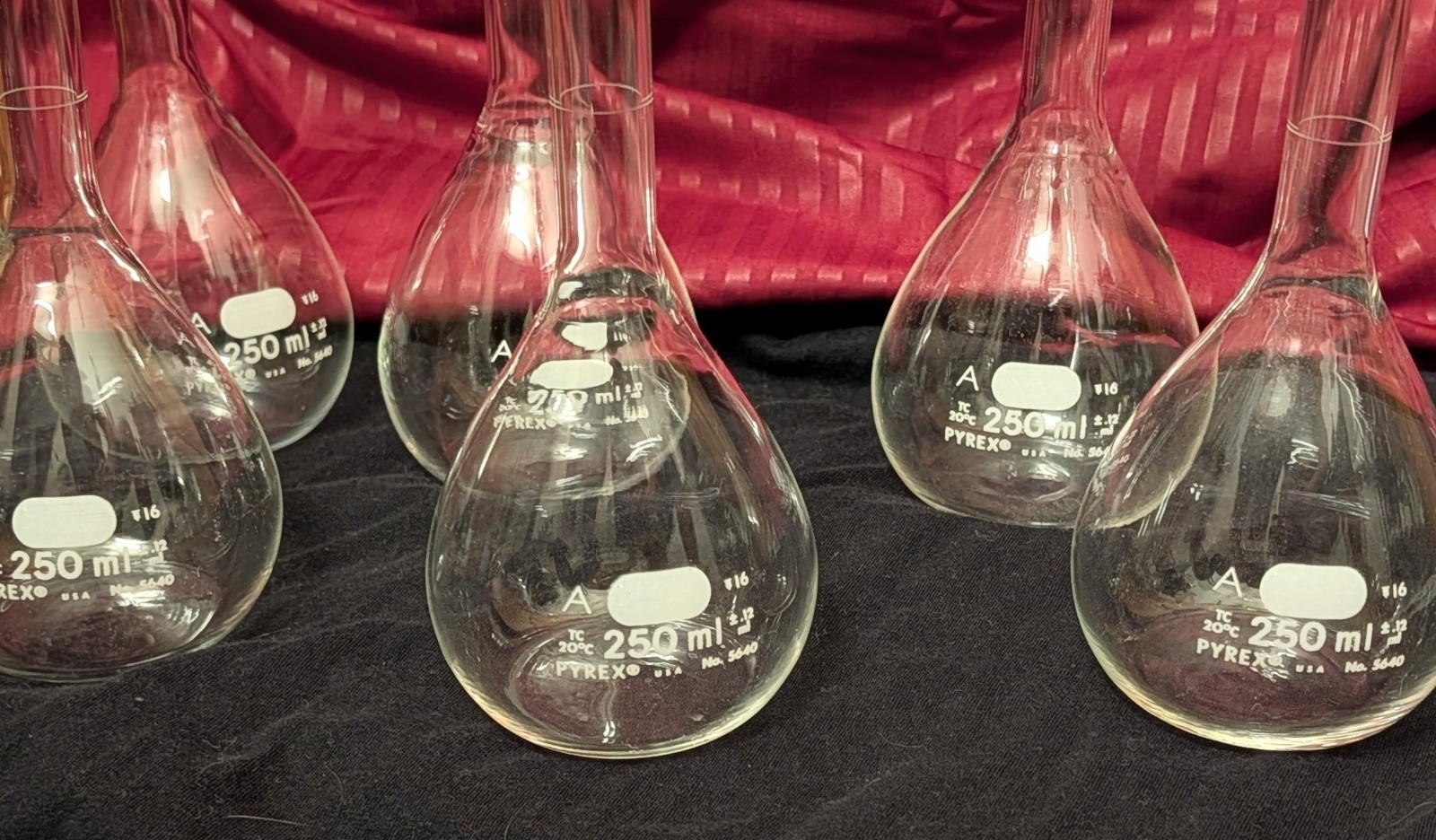 (6) Pyrex 250mL Vol Glass Lab Flask with Class A Glass Stoppers- Corning Work
