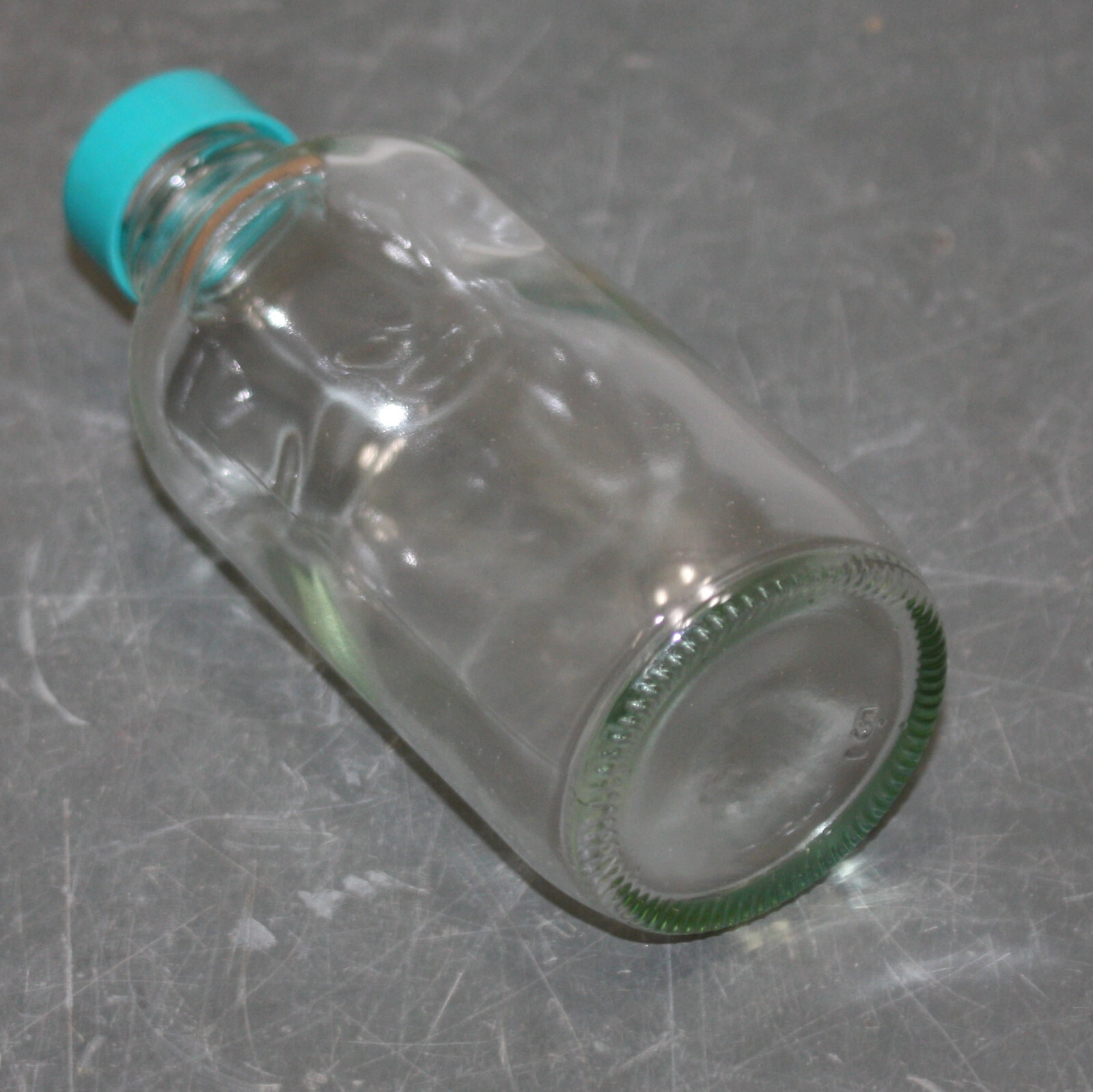 (24) Qorpak Glass Bottle & Cap GLC-01123, 120mL / 4 fl oz, Narrow, Boston Round