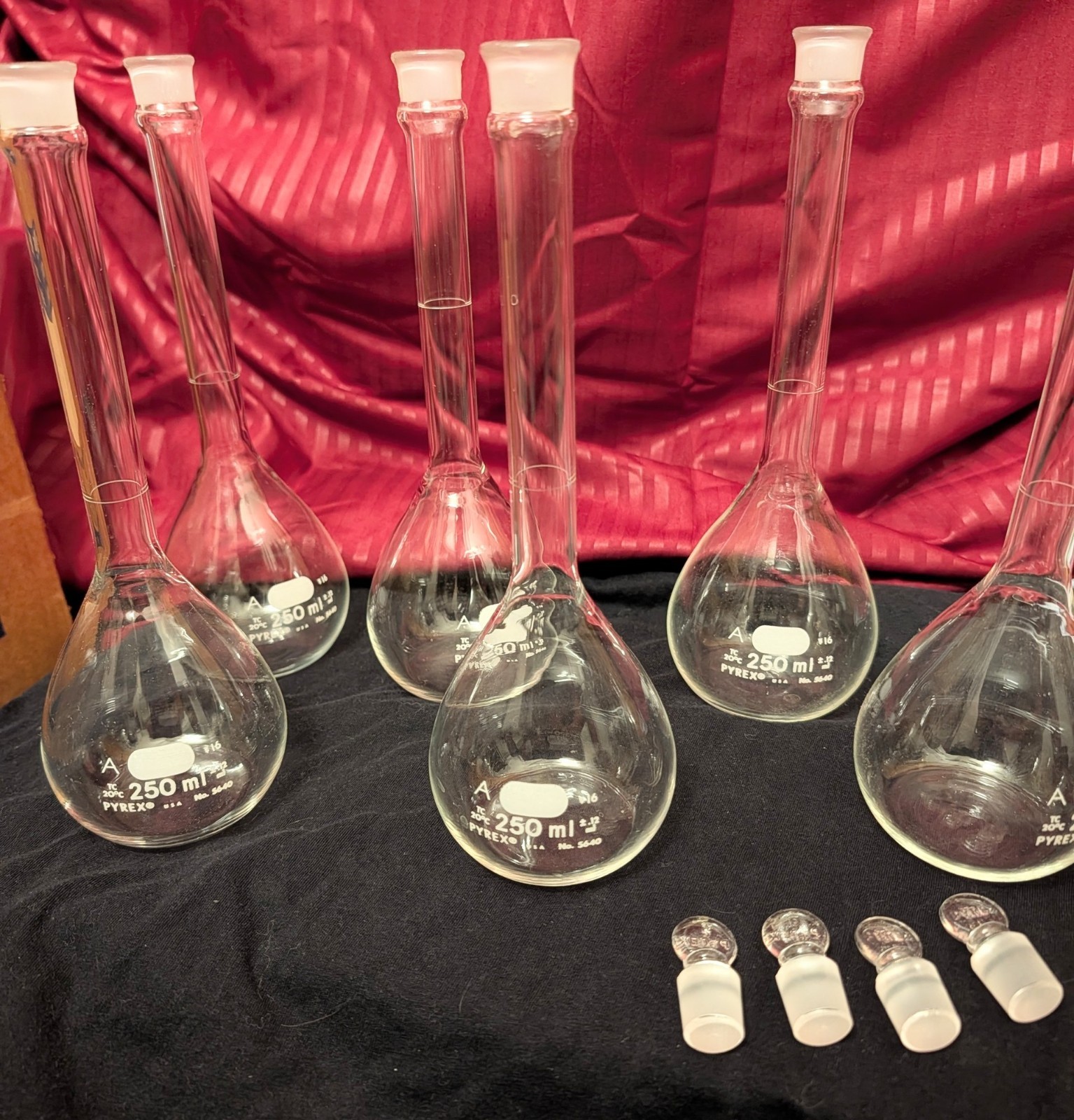 (6) Pyrex 250mL Vol Glass Lab Flask with Class A Glass Stoppers- Corning Work