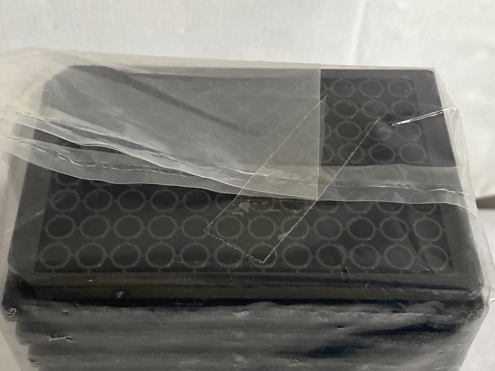 (25/Pk) Laboratory 96-Well Black Microplate Culture Plates Round Well Flat Bttm