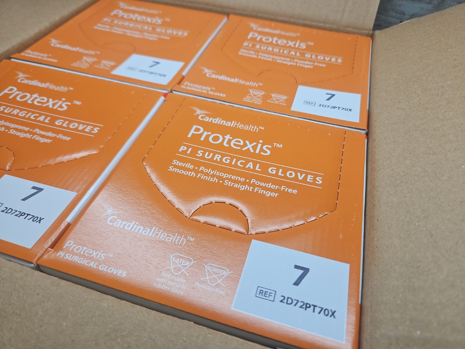 Protexis PI Surgical Gloves Cardinal Health *1 CASE 200 Pair* Size 7 *Exp: 8-26*