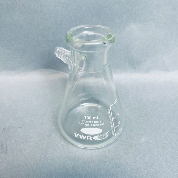 VWR Filtering Flask Heavy Wall 100 ml Side Hose Connection Lot of 4 Flasks