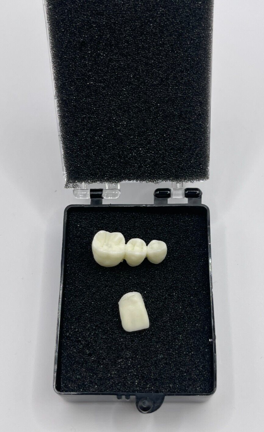 50 Pack, 2″ Black Crown Foam Case Container Hinged Display Box Jewelry Teeth
