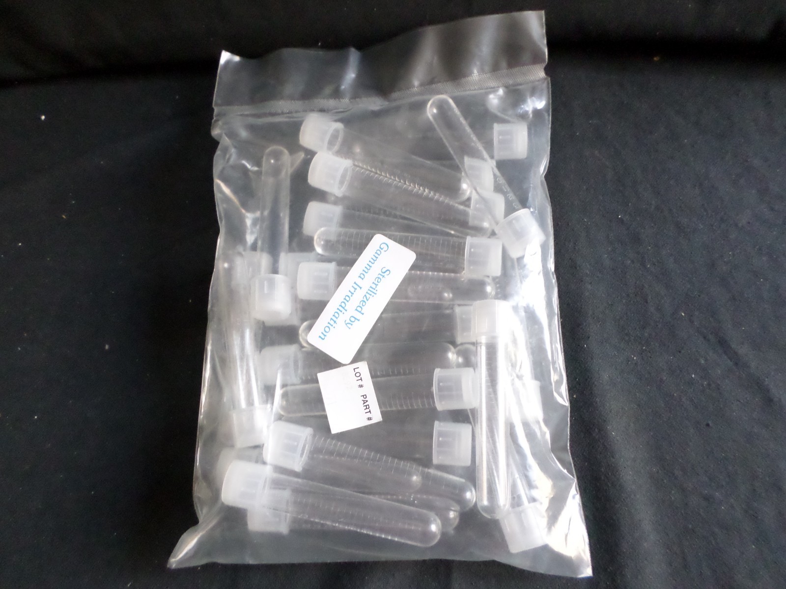 (25) Unbranded Laboratory Culture Tubes & Cap, Polystyrene, 17x100mm, T8597
